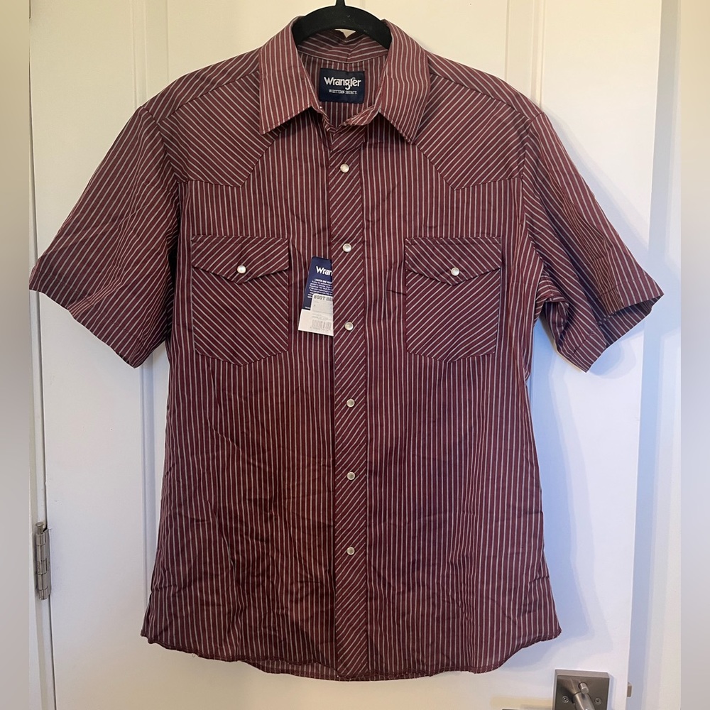 Wrangler short sleeve pearl snap maroon